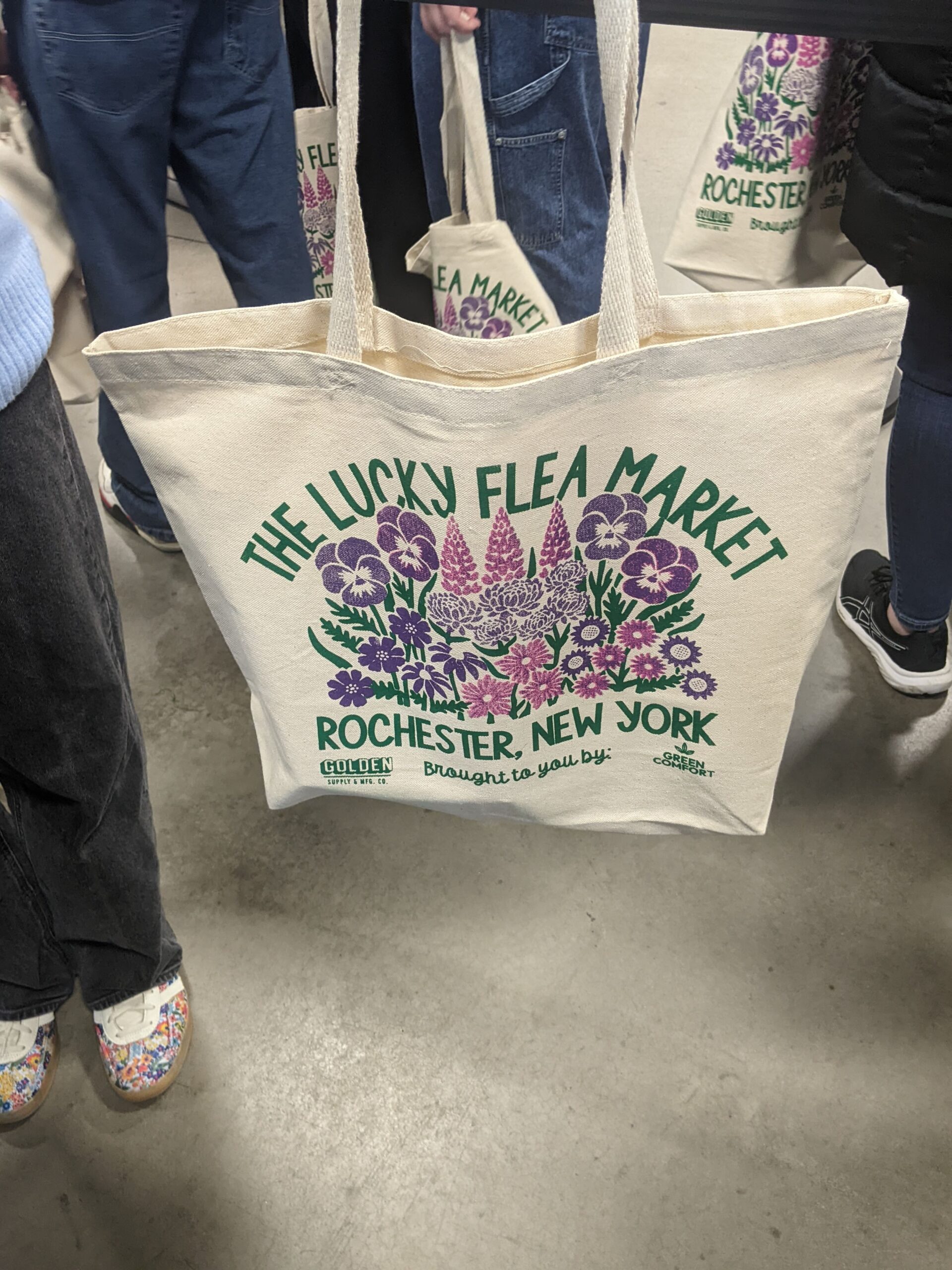 Photo of the Lucky Flea Market Bag