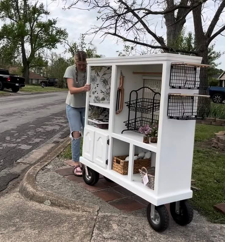 A photo of a sample mobile pop up shot